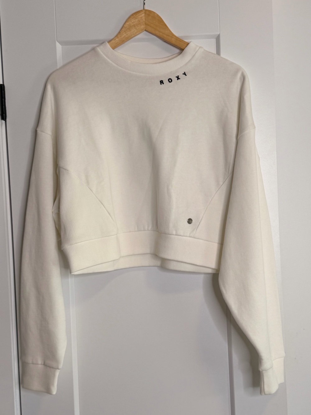 💛2 for 20- Roxy Women's Cream Cropped Crew Sweatshirt